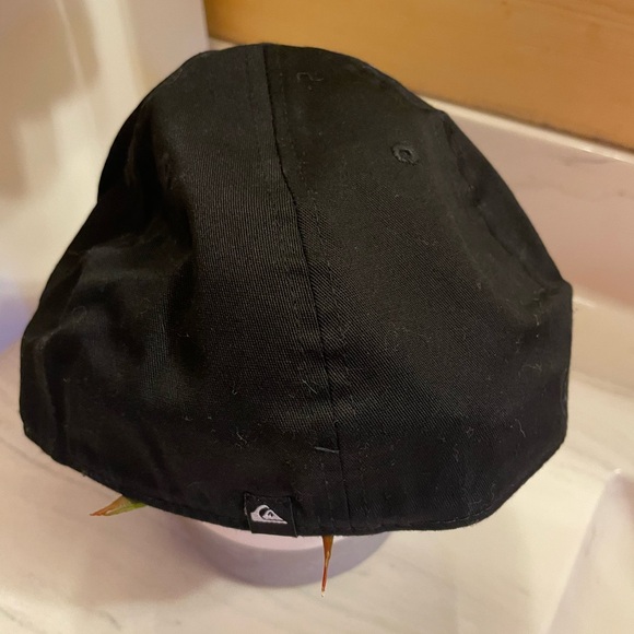NWOT Quicksilver 39Thirty Mountain and Wave FlexFit Fitted Hat, M/L - Picture 5 of 10